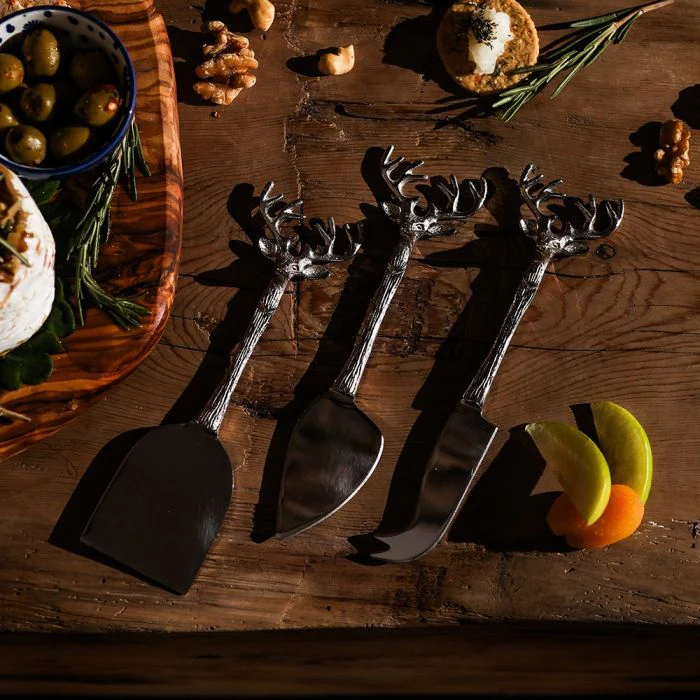Selbrae House Cheese Knives - Stag - Image 2