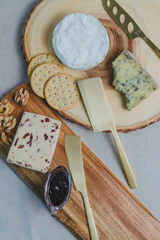 Artesa 3-Piece Set of Brass Coloured Cheese Knives - Image 2