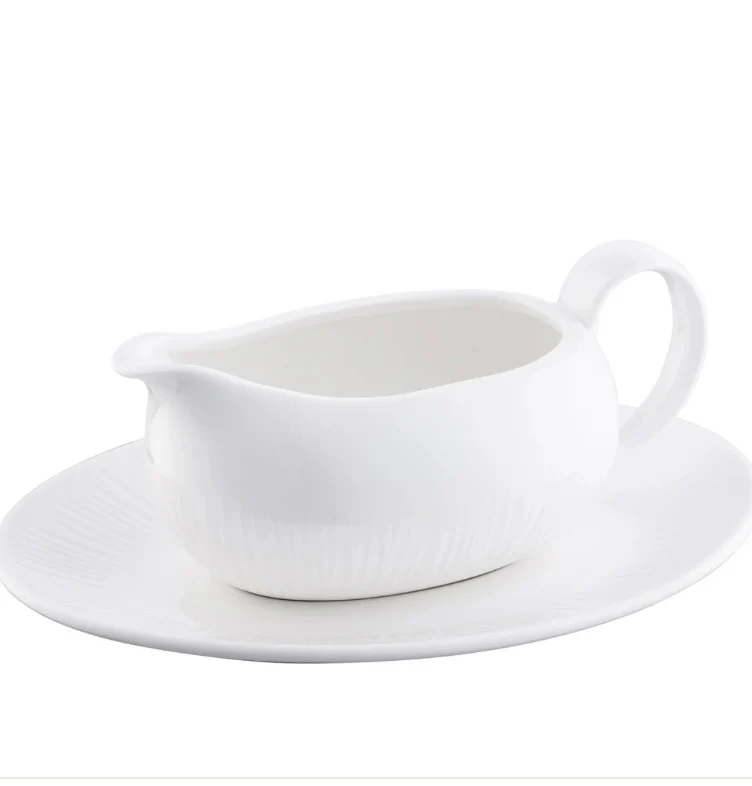 Belleek Erne Sauce Boat and Tray
