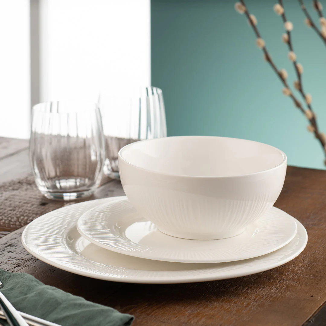 Belleek Living Erne 12 Piece Set - Image 2