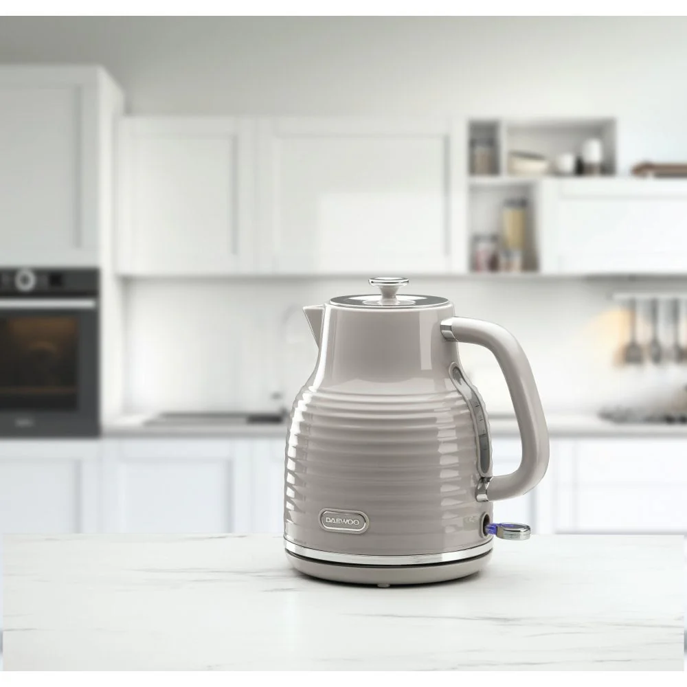 Daewoo Sienna 1.7 jug Kettle Taupe - Image 2