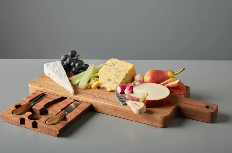 James Martin 4 Piece Cheeseboard Paddle Kit - Image 4