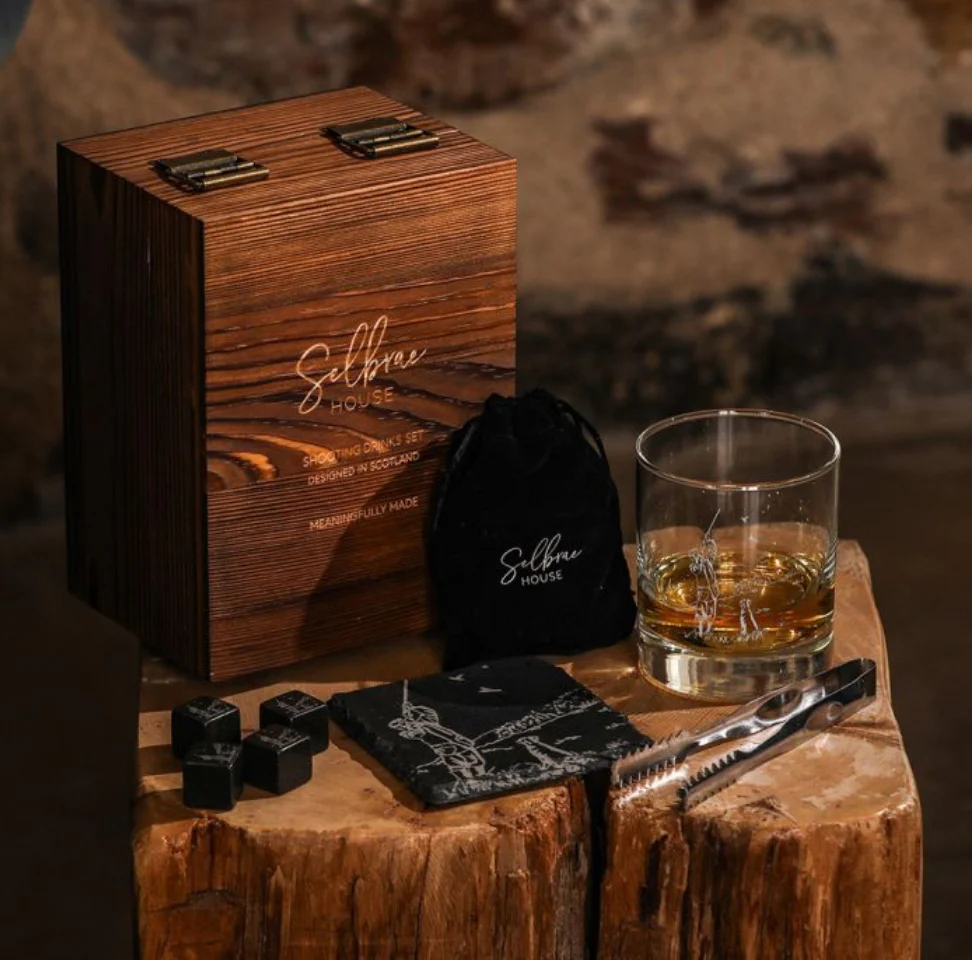 Selbrae House Drinks Set - Shooting