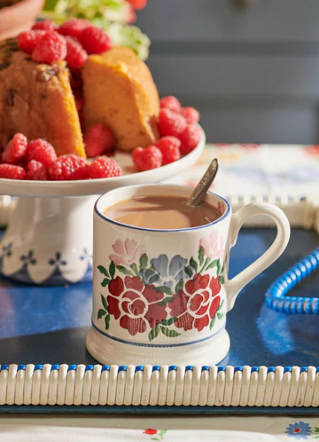 Emma Bridgewater Antique Roses Half Pint Mug - Image 3