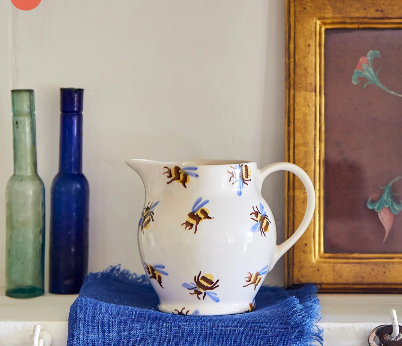 Emma Bridgewater Bumblebee 1/2 Pint Jug - Image 2