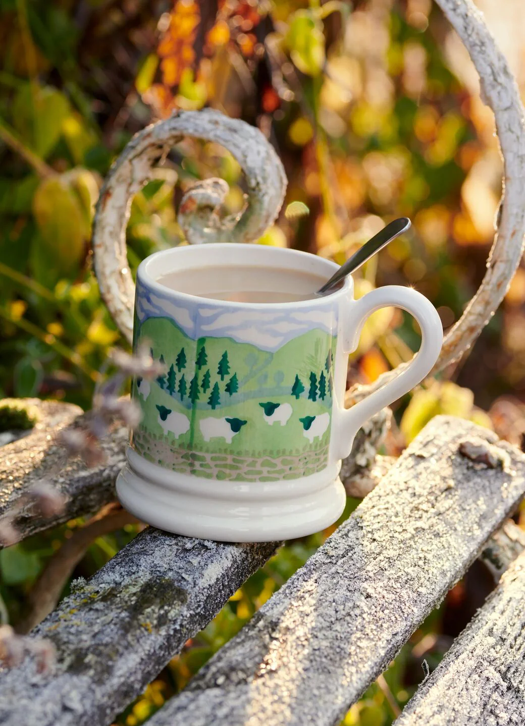 Emma Bridgewater Mountain Sheep 1/2 Pint Mug - Image 2