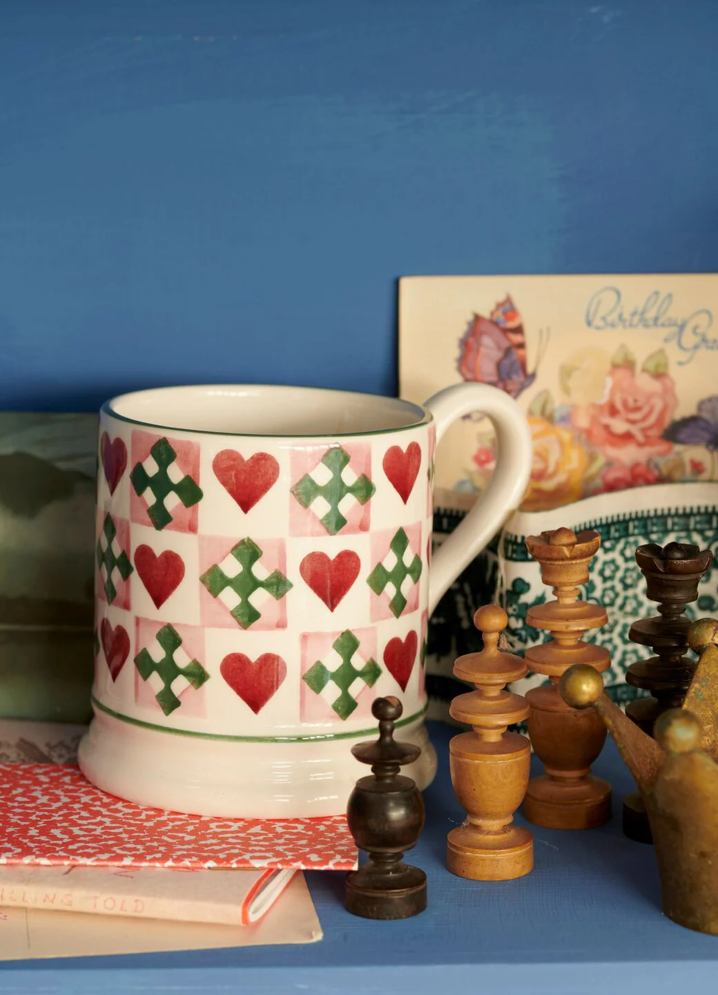 Emma Bridgewater Pink Quilts 1/2 Pint Mug - Image 2