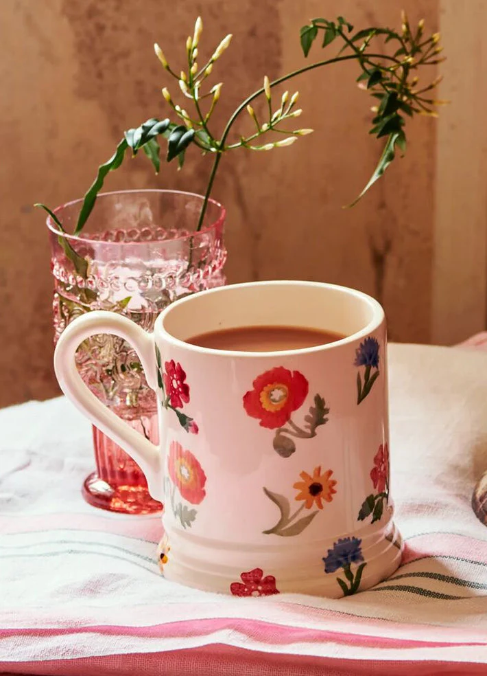 Emma Bridgewater Poppies & Pinks 1/2 Pint Mug - Image 2