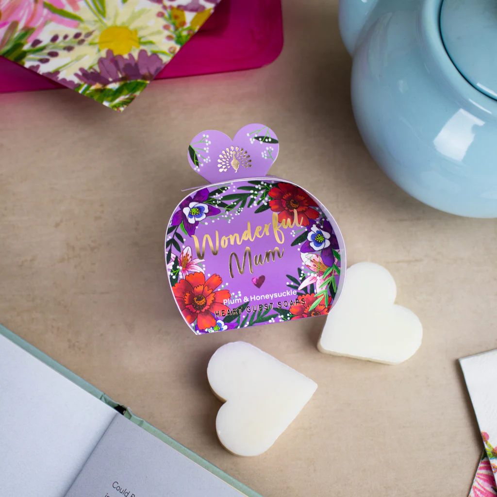 English Soap Company Occasions Wonderful Mum Heart Guest Soaps - Image 3