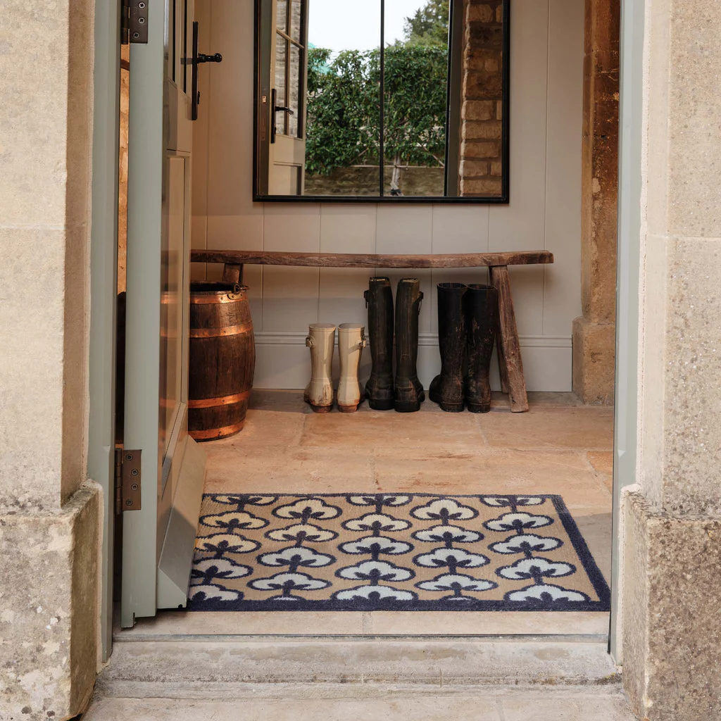 Hug Rug Retro Flower Neutral Washable Doormat 65x85cm - Image 2
