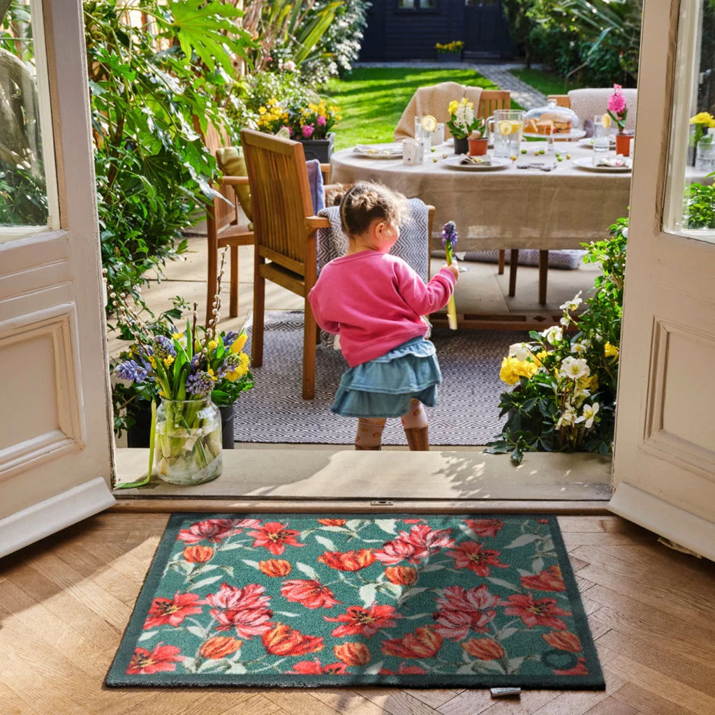 Hug Rug Tumbling Tulips Washable Runner 65x150cm - Image 2
