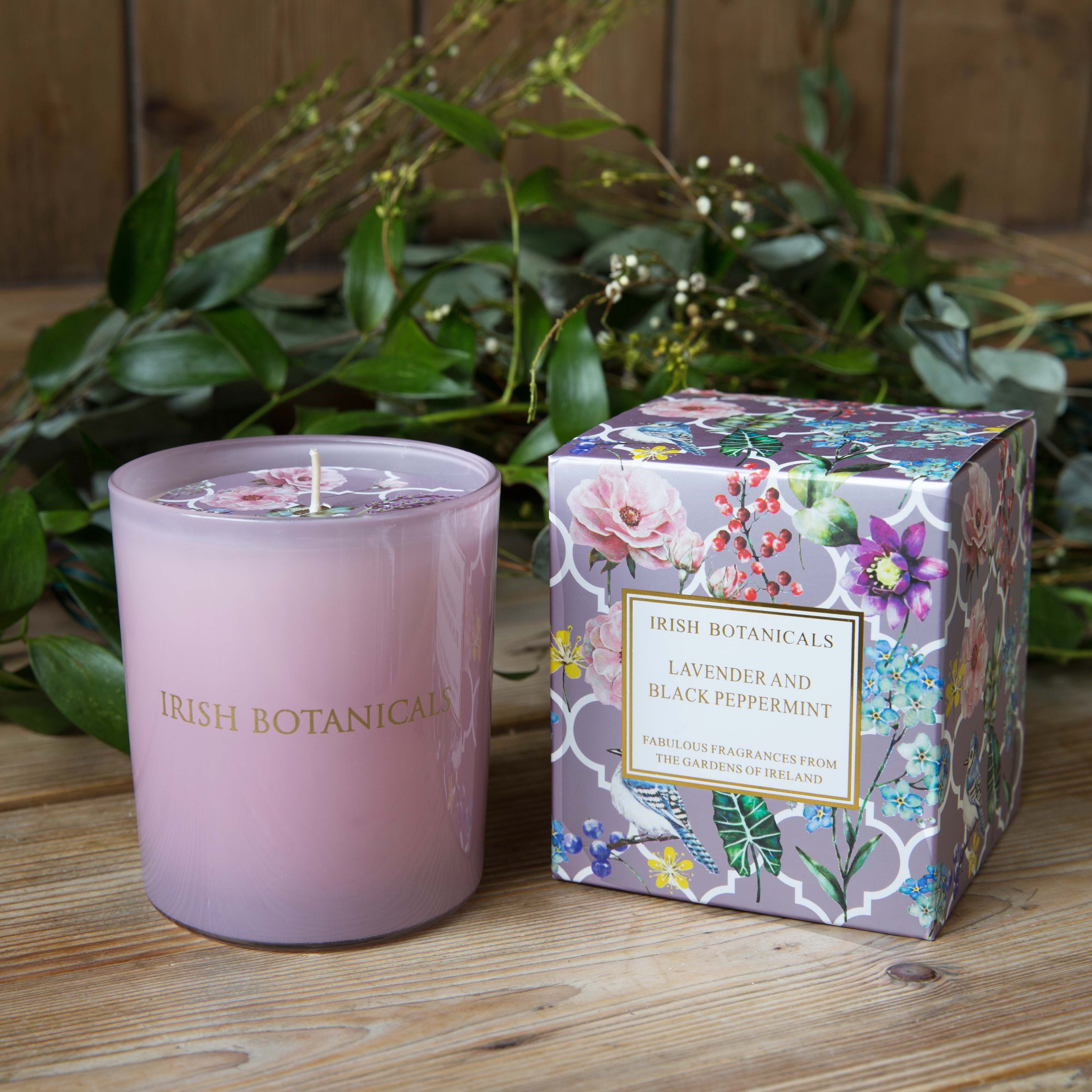 IRISH BOTANICALS LAVENDER AND BLACK PEPPERMINT CANDLE - Image 2
