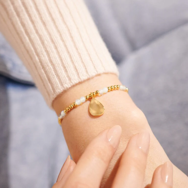Joma Jewellery 6137 - June A Little Birthstone Gold Bracelet - Image 2