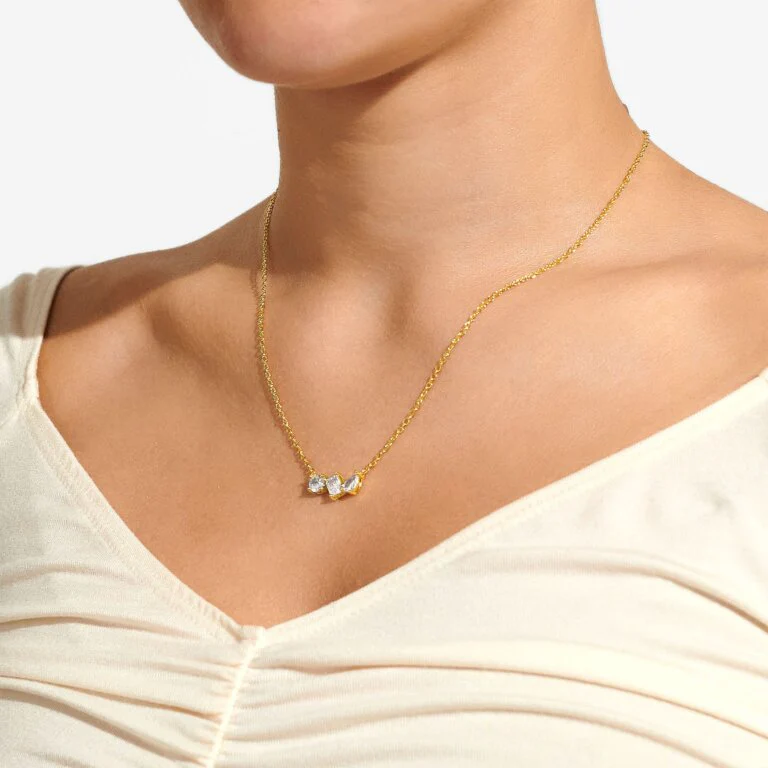 Joma Jewellery 6917 - Love From Your Little Ones 'Three' Necklace In Gold Plating - Image 3