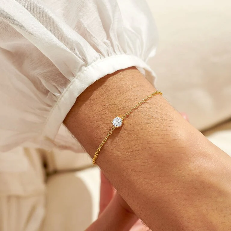 Joma Jewellery 6918 - Love From Your Little Ones 'One' Bracelet In Gold Plating - Image 2