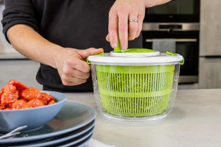 Kitchen Craft Large Salad Spinner - Image 2