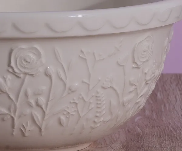 Mason & Cash In The Meadow S12 Cream Rose Mixing Bowl 29cm - Image 2