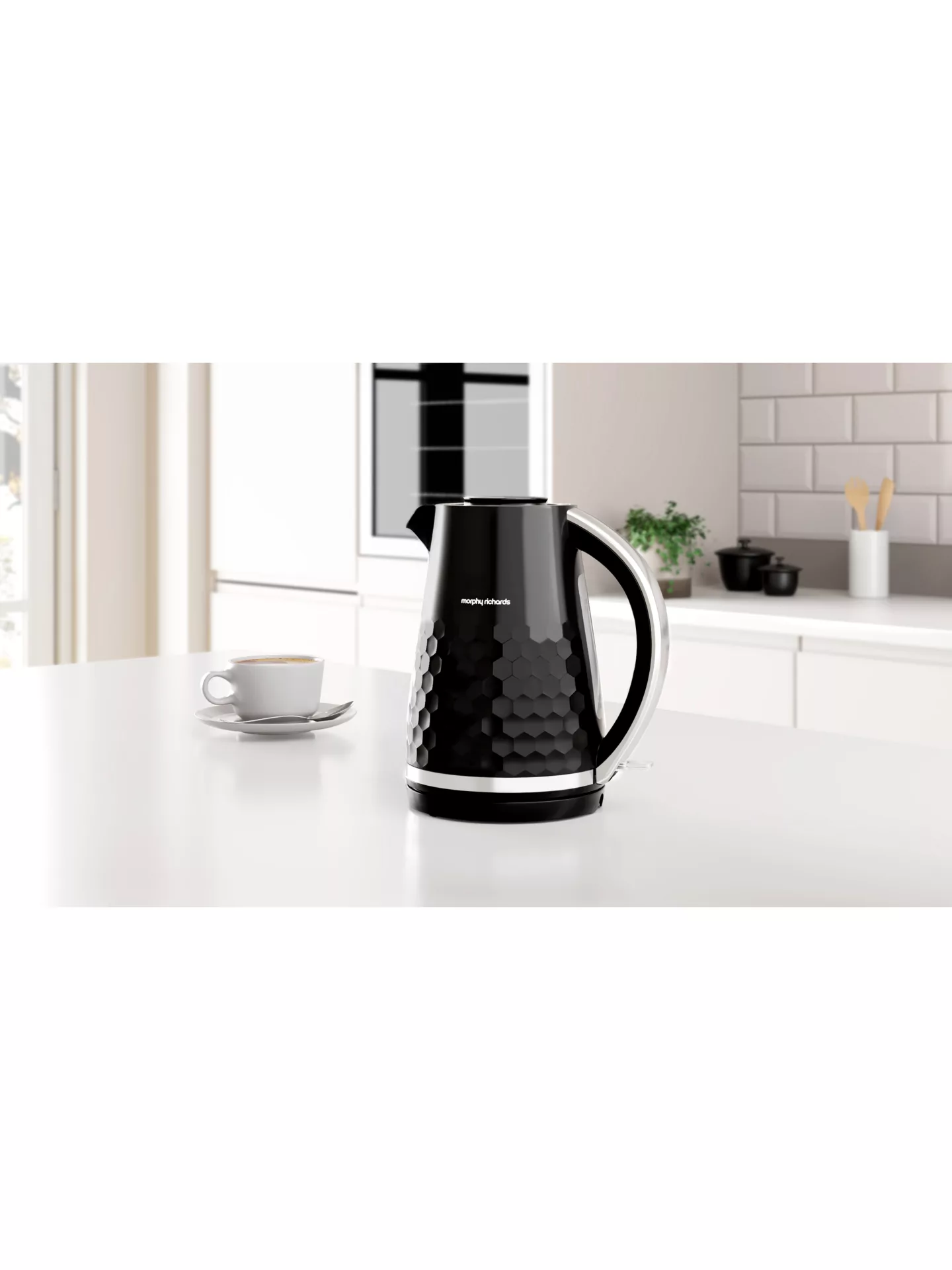 Morphy Richards Hive Jug Kettle 1.5litre 3kw black - Image 3