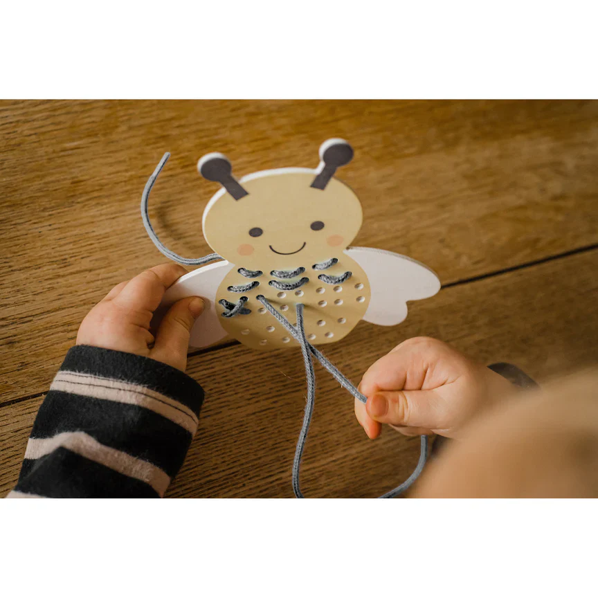 Orange Tree Toys Stitching Kit Honey Bee - Image 4