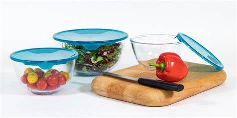 Pyrex 3pce Bowl Set + Lids  (0.5L - 1L - 2L) - Image 3
