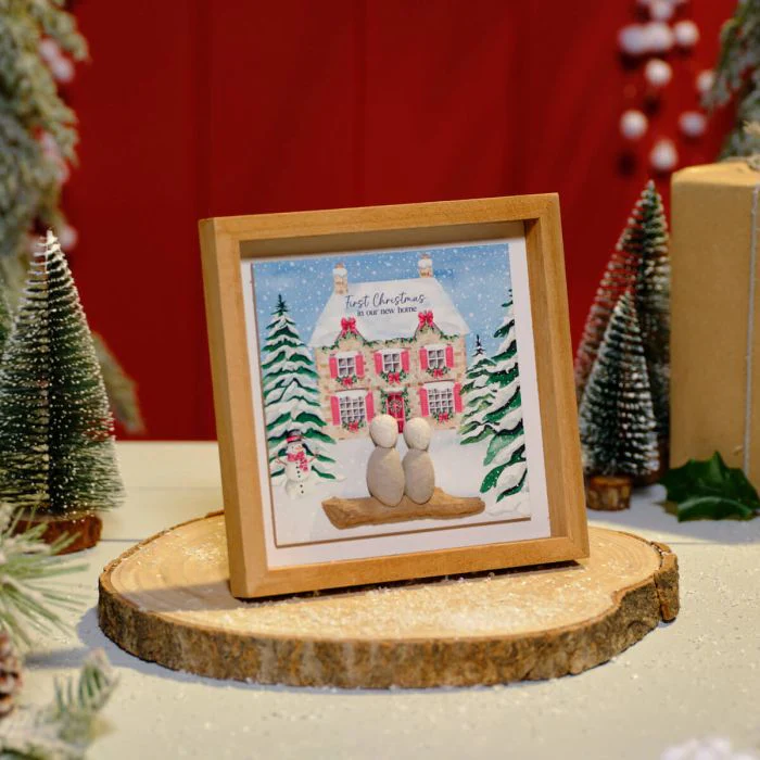 RL CHRISTMAS COTTAGE NEW HOME WOOD FRAMED PLAQUE WITH PEBBLE COUPLE