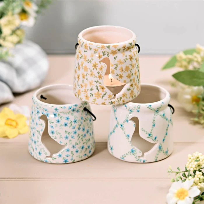 RL GOOSE CERAMIC CUT OUT WITH FLORAL PATTERN TEA LIGHT HOLDER WITH HANDLE 3 ASSTD