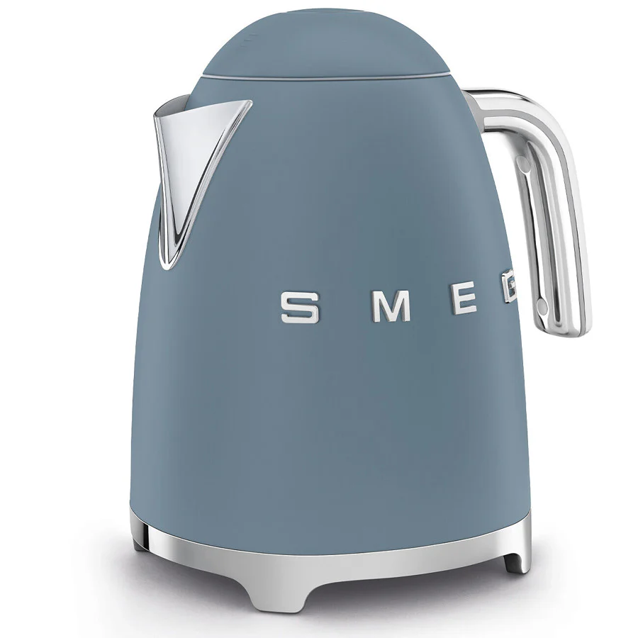 Smeg Kettle in Matte Storm Blue