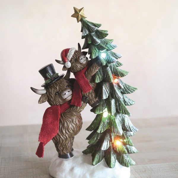 Straits LED Highland Cow and Tree 32cm