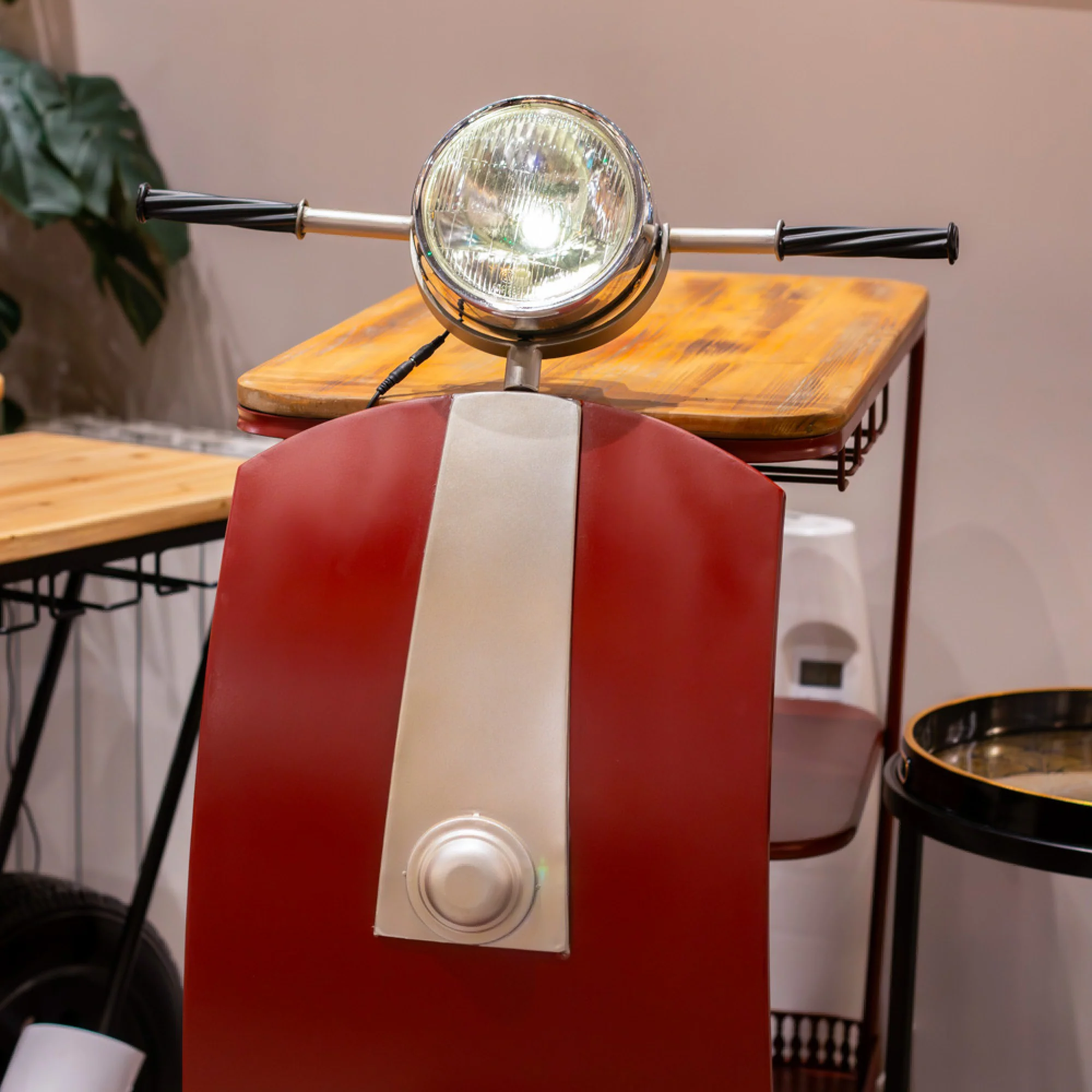Tara Living Vespa Scooter Drinks Bar Red - Image 2