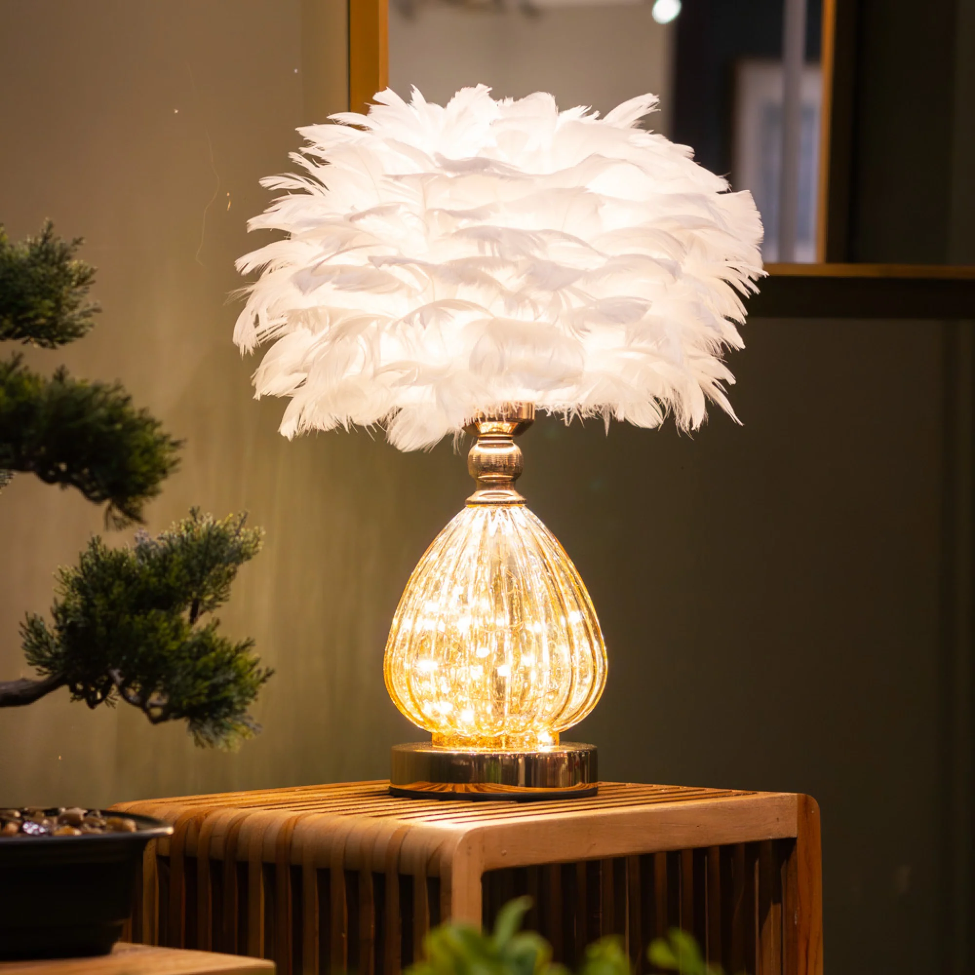 Tara Raya Led Base Feather Lamp White 40cm - Image 2
