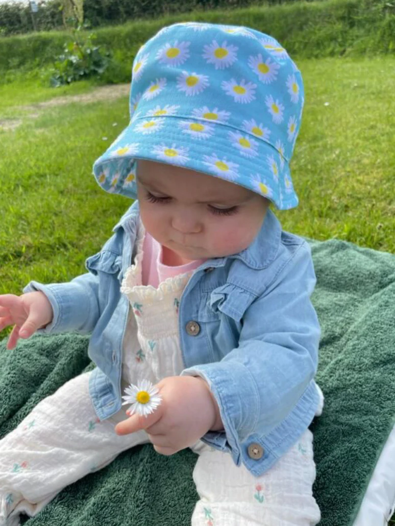 Ziggle daisies sun hat 0-12 months - Image 3